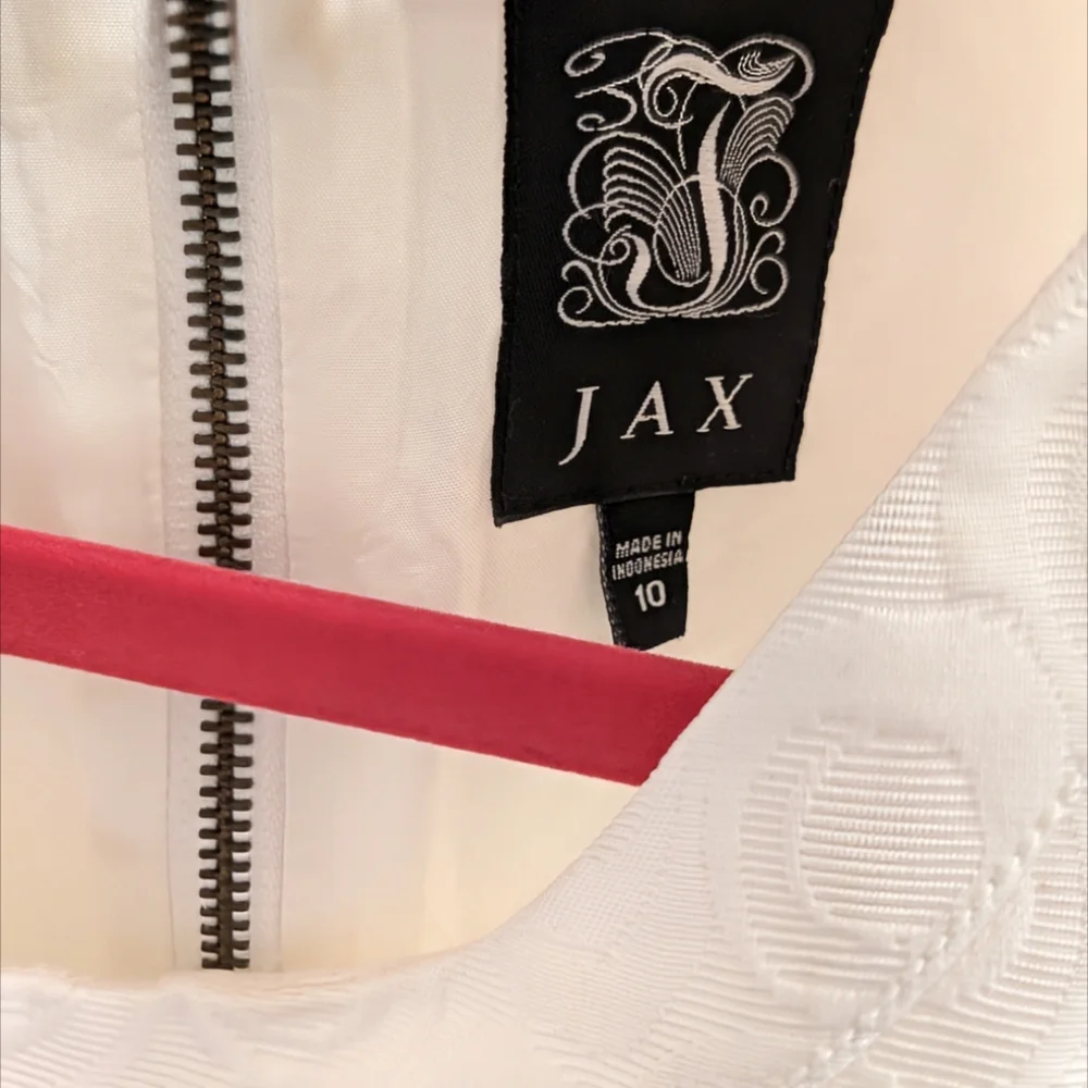 JAX White Dress with Textured Pattern - Picture 1 of 6